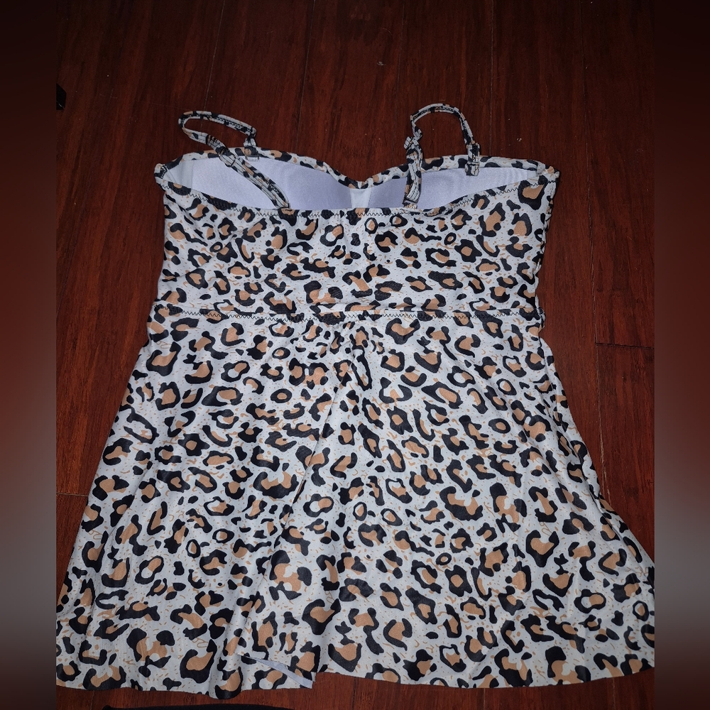 Leopard Print Tankini Set - Picture 2 of 4